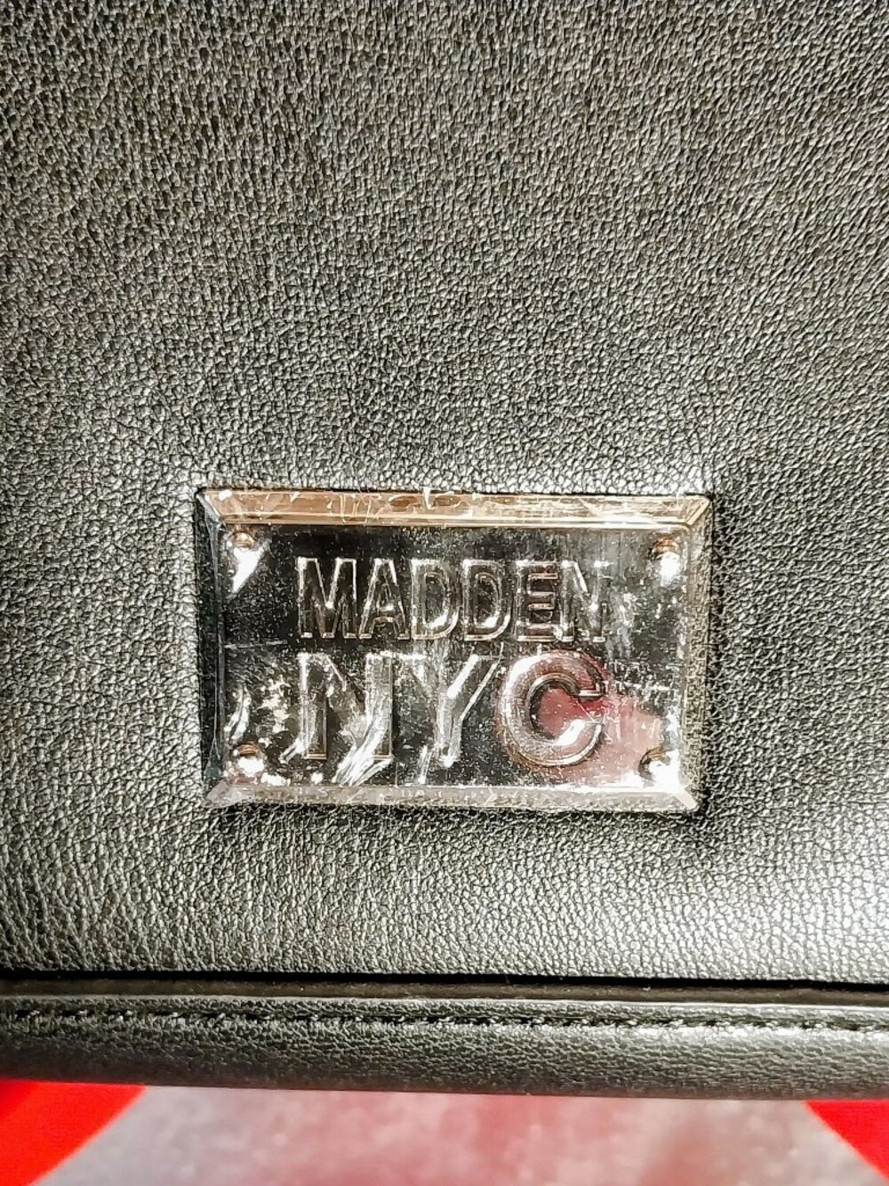 Y2K Inspired Madden NYC Black & White Women’s Purse 10X5X2.5 - Picture 3 of 10